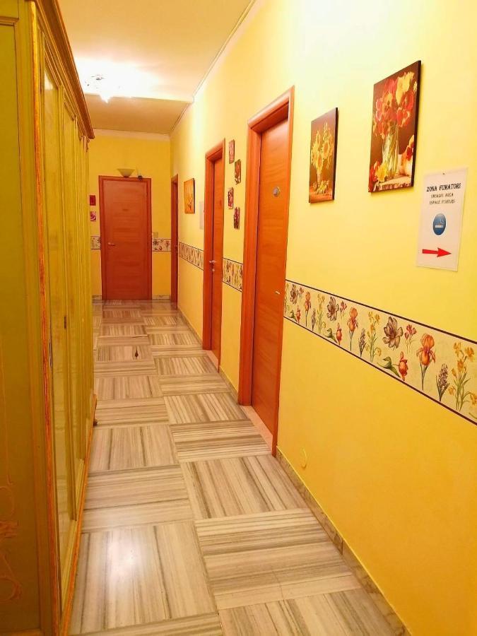 Hotel Serenella トリノ エクステリア 写真