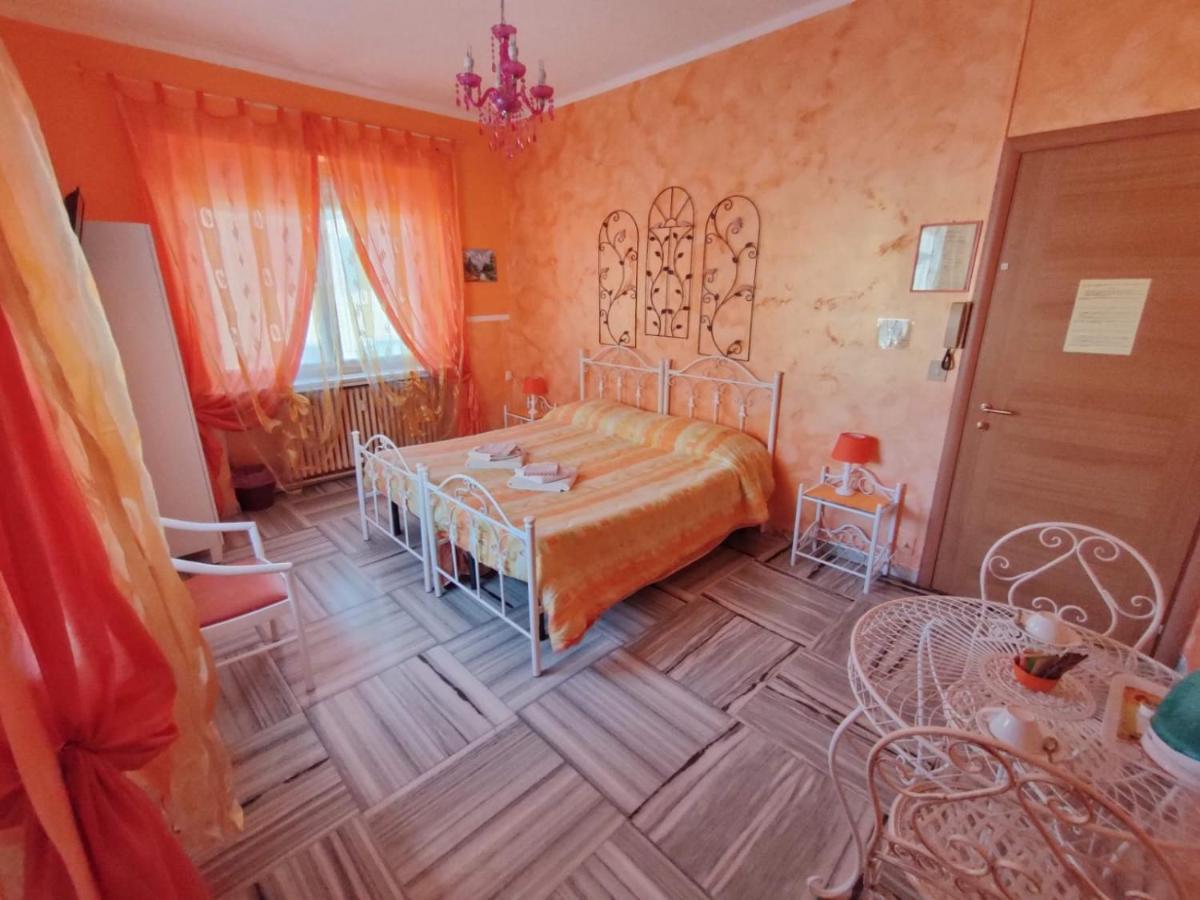 Hotel Serenella トリノ エクステリア 写真