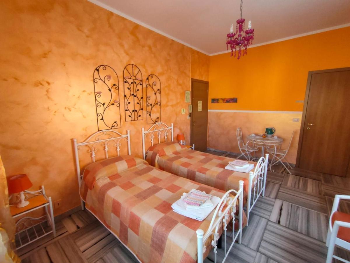 Hotel Serenella トリノ エクステリア 写真