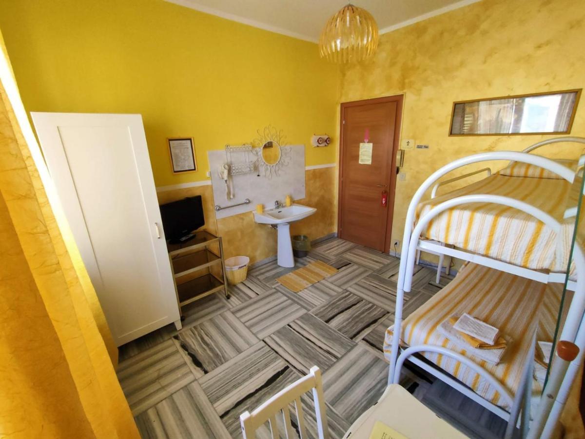 Hotel Serenella トリノ エクステリア 写真